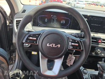 2026 Kia Seltos LX - miniatura 10