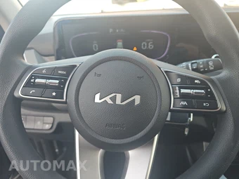 2026 Kia Seltos LX – miniatura 10