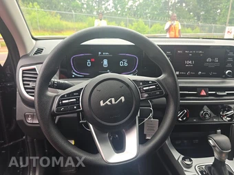2026 Kia Seltos LX – miniatura 10