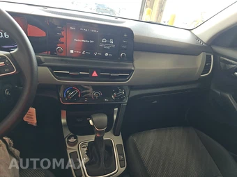 2026 Kia Seltos LX - miniatura 11
