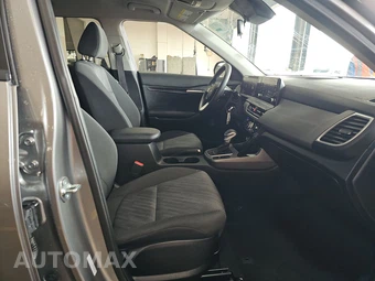 2026 Kia Seltos LX – miniatura 8