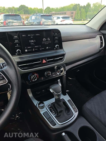 2026 Kia Seltos LX - miniatura 10