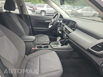 2026 Kia Seltos LX - miniatura 8