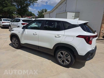 2026 Kia Seltos LX – miniatura 2