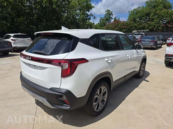 2026 Kia Seltos LX – miniatura 3