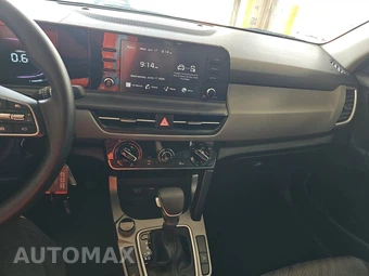 2026 Kia Seltos LX – miniatura 11