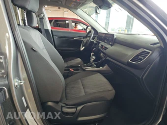 2026 Kia Seltos LX - miniatura 8