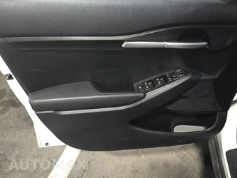 2026 Kia Seltos LX - miniatura 9
