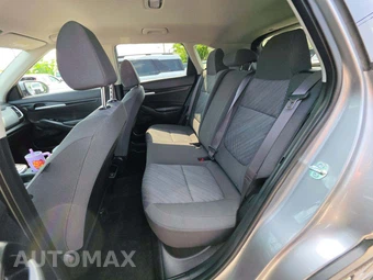 2026 Kia Seltos LX - miniatura 13