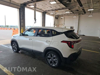2026 Kia Seltos LX - miniatura 6