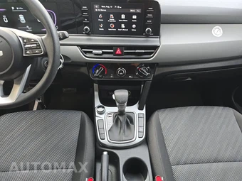 2026 Kia Seltos LX - miniatura 11