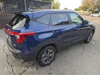 2026 Kia Seltos LX - miniatura 4