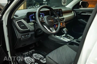 2026 Kia Seltos LX - miniatura 8