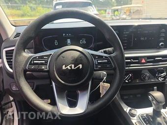 2026 Kia Seltos LX - miniatura 10