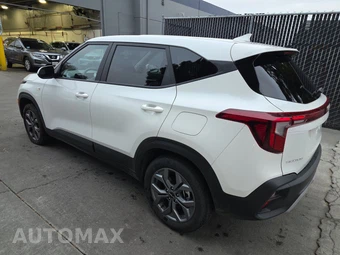 2026 Kia Seltos LX – miniatura 6