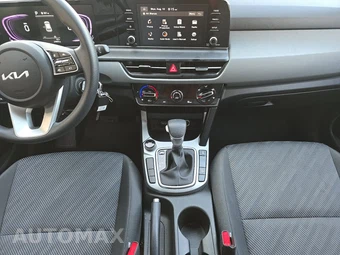 2026 Kia Seltos LX - miniatura 11