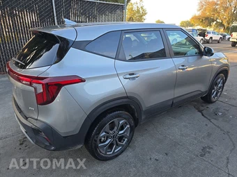 2026 Kia Seltos LX - miniatura 4
