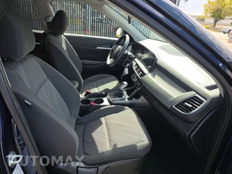 2026 Kia Seltos LX – miniatura 8