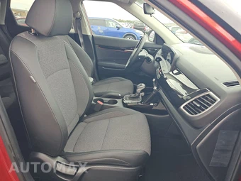 2026 Kia Seltos S – miniatura 8