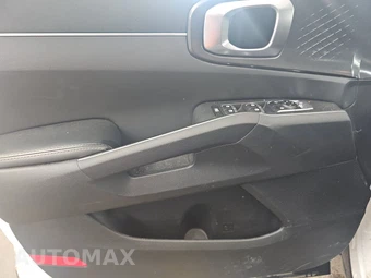 2026 Kia Sorento LX - miniatura 9