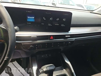 2026 Kia Sorento LX - miniatura 10