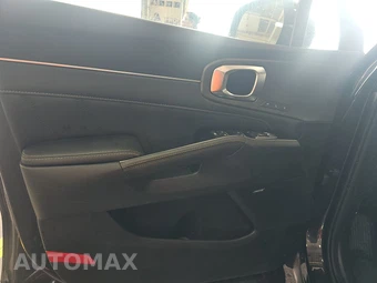 2026 Kia Sorento X-Line SX Prestige - miniatura 9