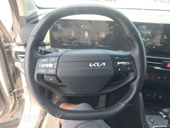 2026 Kia Sportage EX - miniatura 10