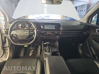 2026 Kia Sportage EX - miniatura 11
