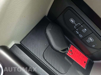 2026 Kia Sportage EX - miniatura 8