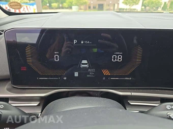 2026 Kia Sportage EX - miniatura 9