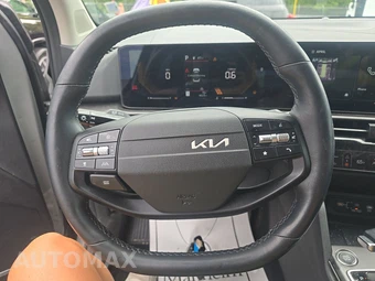 2026 Kia Sportage EX - miniatura 10