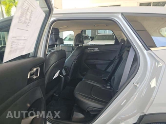 2026 Kia Sportage EX - miniatura 10