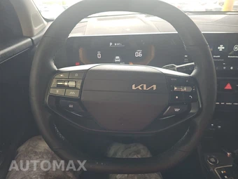 2026 Kia Sportage EX - miniatura 10