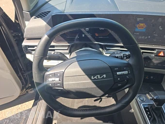 2026 Kia Sportage EX - miniatura 10