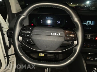 2026 Kia Sportage Hybrid LX - miniatura 10