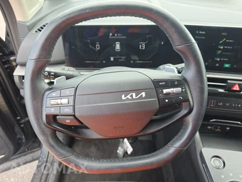 2026 Kia Sportage Hybrid LX - miniatura 10
