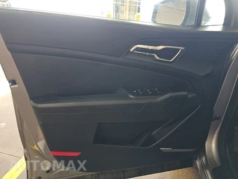 2026 Kia Sportage Hybrid LX - miniatura 9