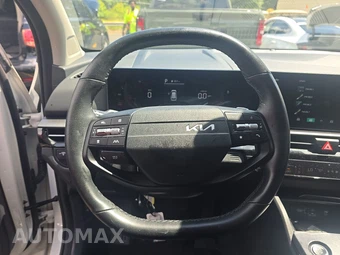 2026 Kia Sportage Hybrid LX - miniatura 10
