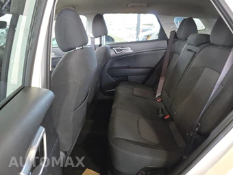 2026 Kia Sportage Hybrid LX - miniatura 13