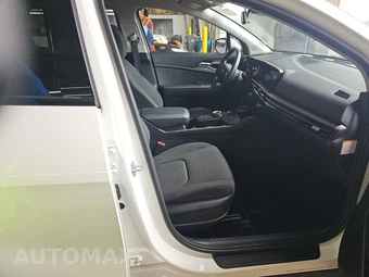 2026 Kia Sportage Hybrid S - miniatura 8