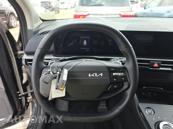 2026 Kia Sportage Hybrid S - miniatura 10
