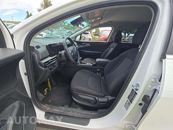 2026 Kia Sportage LX - miniatura 3