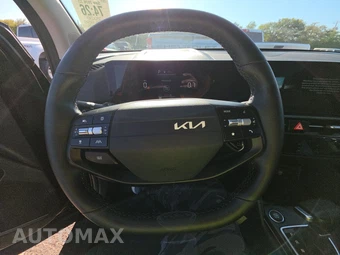 2026 Kia Sportage LX - miniatura 10
