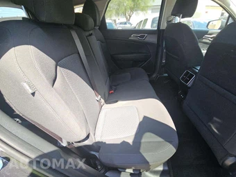 2026 Kia Sportage LX - miniatura 13