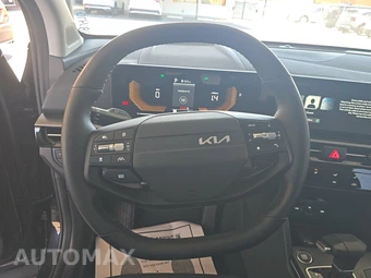 2026 Kia Sportage LX - miniatura 10