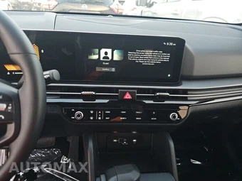 2026 Kia Sportage LX - miniatura 11