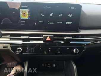 2026 Kia Sportage LX - miniatura 7