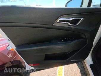 2026 Kia Sportage LX - miniatura 9