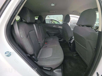 2026 Kia Sportage LX - miniatura 16
