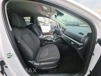 2026 Kia Sportage LX - miniatura 18